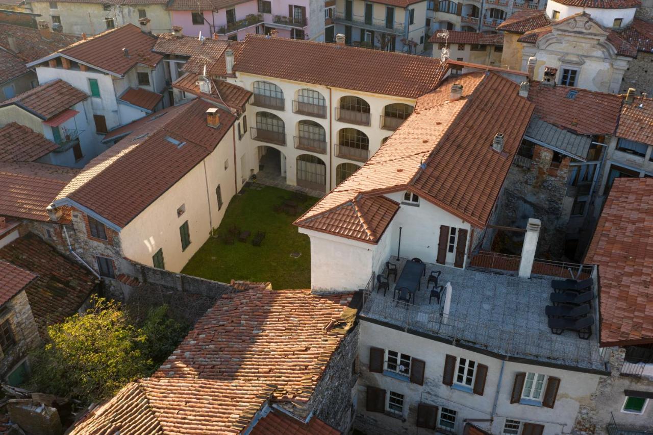 Palazzo Mia By Icasamia It Apartment Castello Cabiaglio Exterior photo