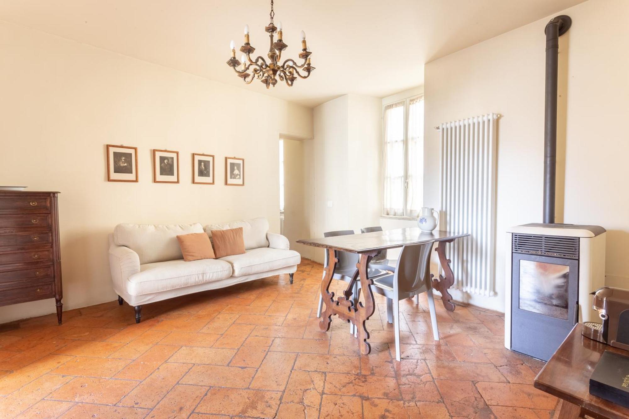 Palazzo Mia By Icasamia It Apartment Castello Cabiaglio Room photo
