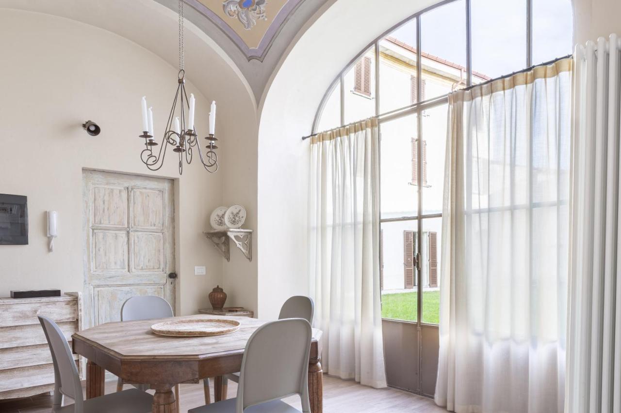 Palazzo Mia By Icasamia It Apartment Castello Cabiaglio Exterior photo